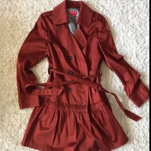 Elle raincoat